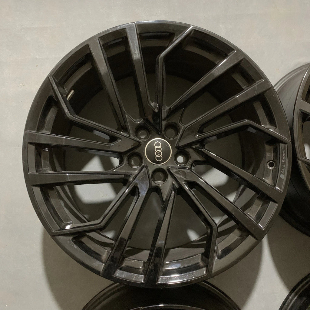 Set of 4 OEM Factory Audi RS5 RS4 2017-2025 20" Wheels Rims 8W0601025FE/FT